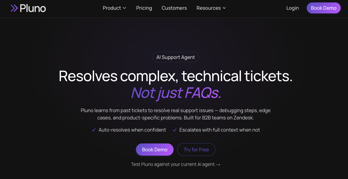 Pluno's AI layer resolving a complex B2B support conversation on top of Zendesk